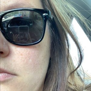 Meet your Posher, Abbie